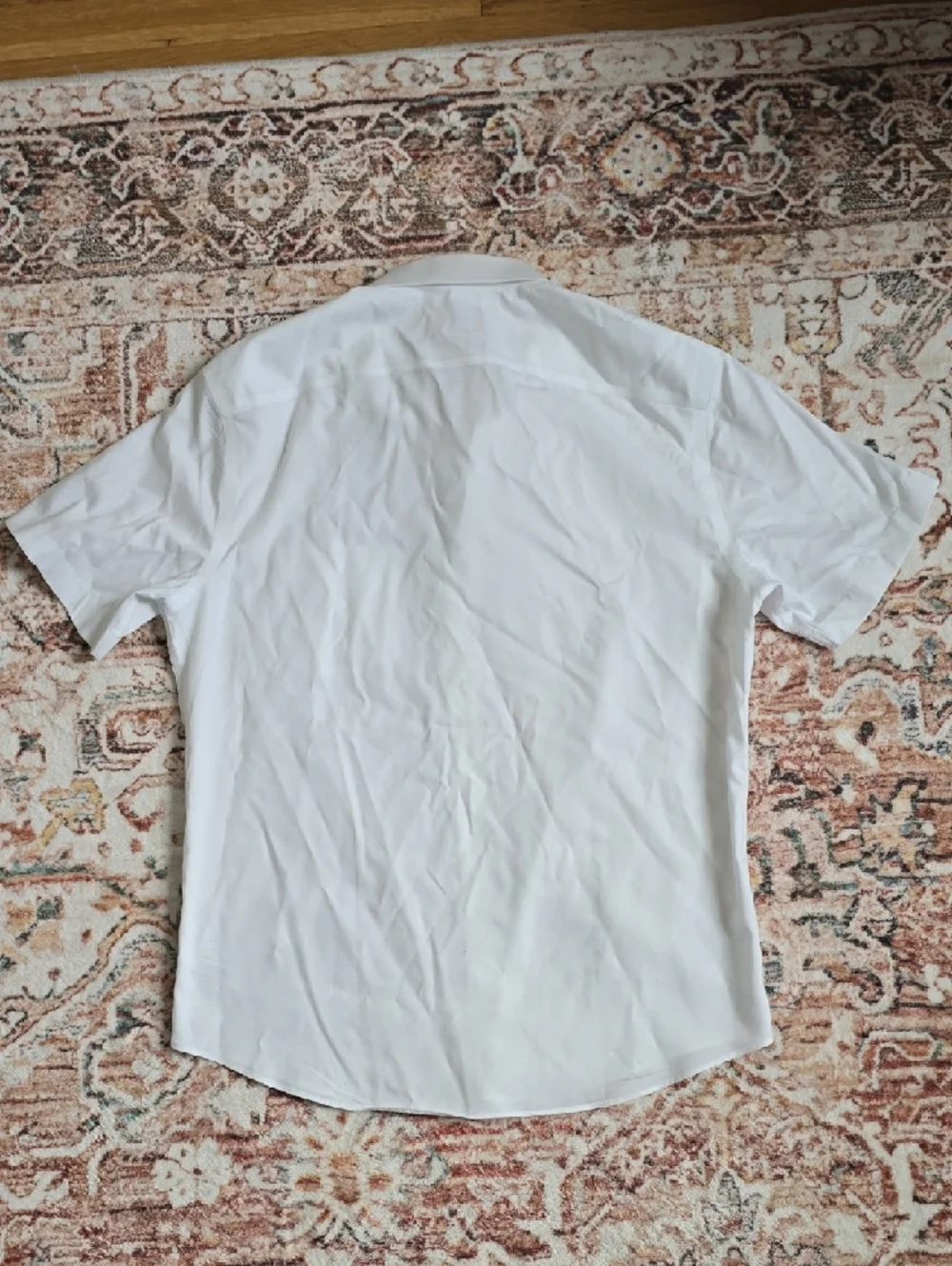 UNTUCKit Men's White Short-Sleeve Button-Down Shirt Slim Fit Medium - Picture 5 of 5